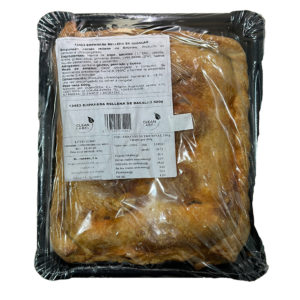 EMPANADAS RELLENAS DE BACALAO CON PASAS